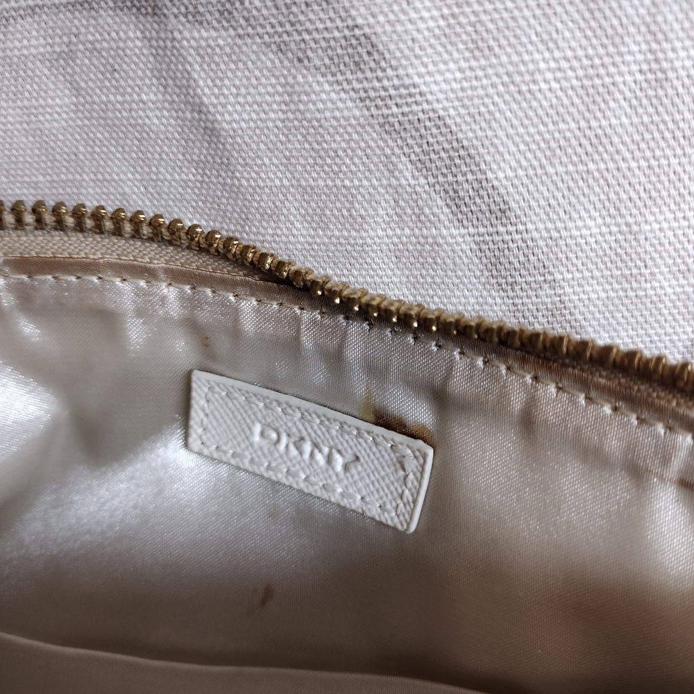 Elegant DKNY Snake Print Wristlet Clutch - Picture 4 of 7